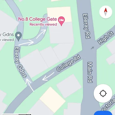 No8 College Gate